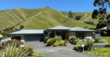 New Zealand house and landscape for investment property guide.